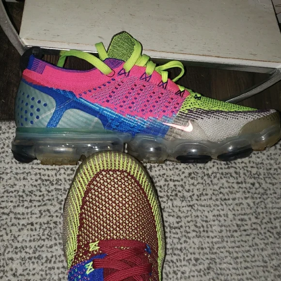 Nike RARE Flyknit II Vapormax Sz 10 - Picture 7 of 7